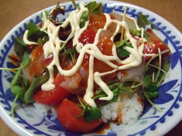 ヒラメと生野菜のビビンバ