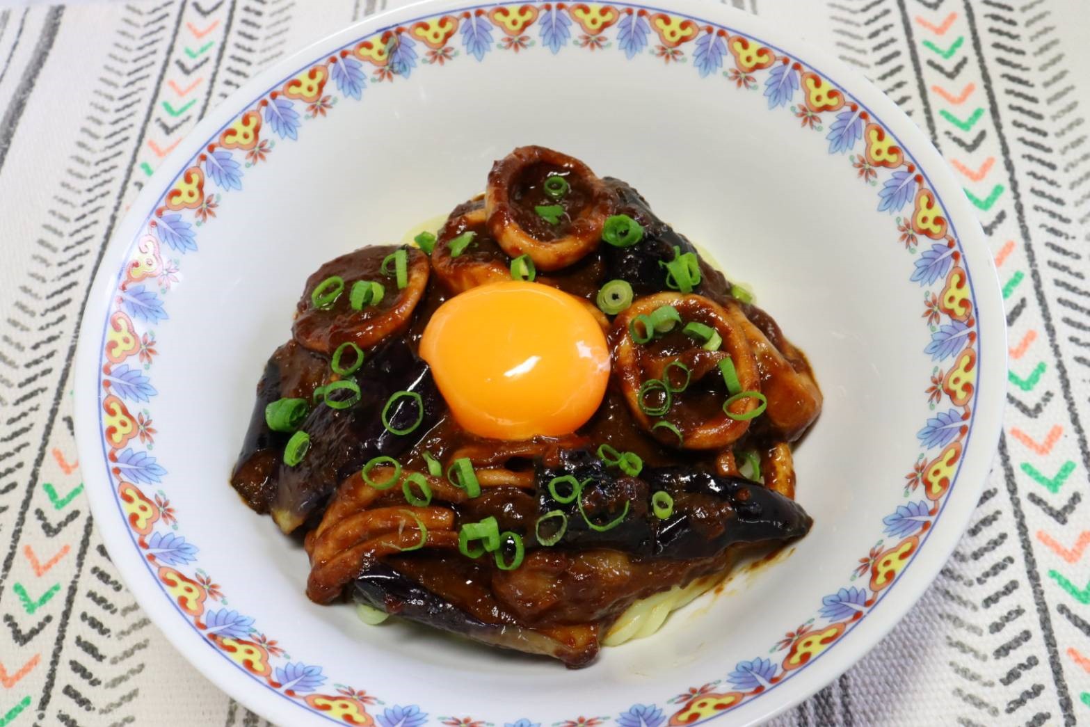 イカと茄子の麻婆混ぜ麺